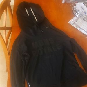 M sized Mons Royale hoodie